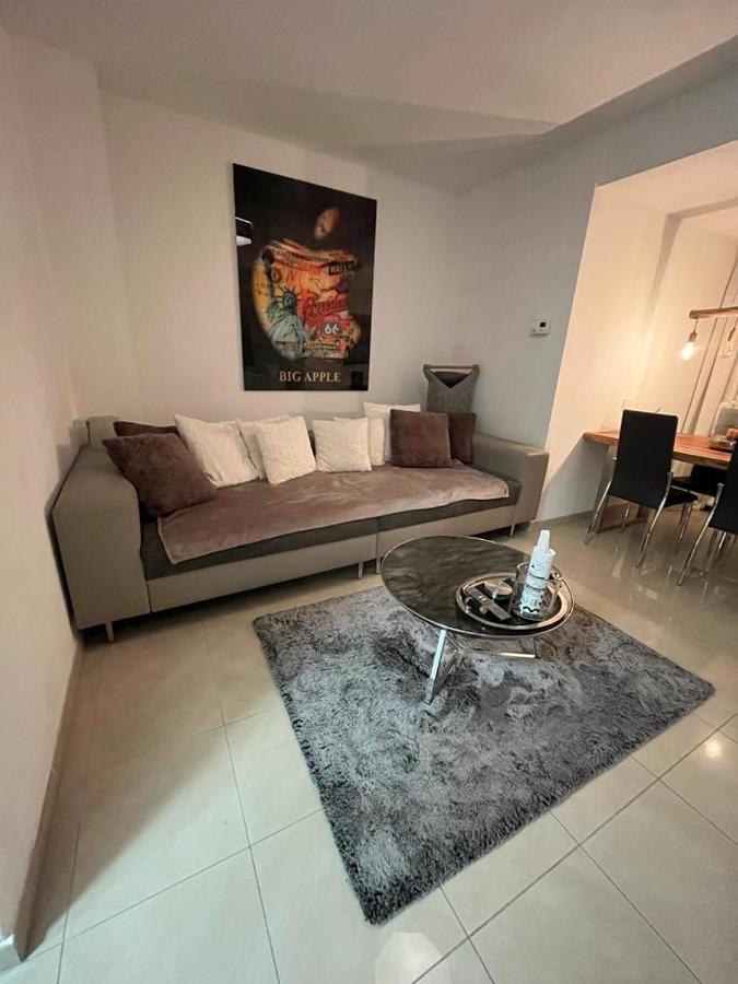Casa Arturo Duesseldorf Apartment Bagian luar foto